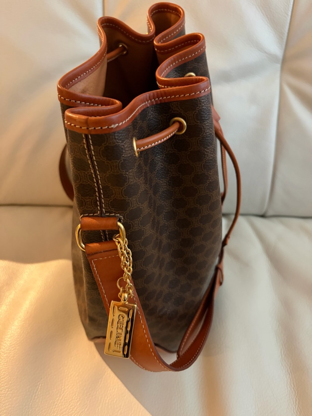 Celine Brown Signature Drawstring Bucket Bag with Tan Trim - Picture 5 of 9